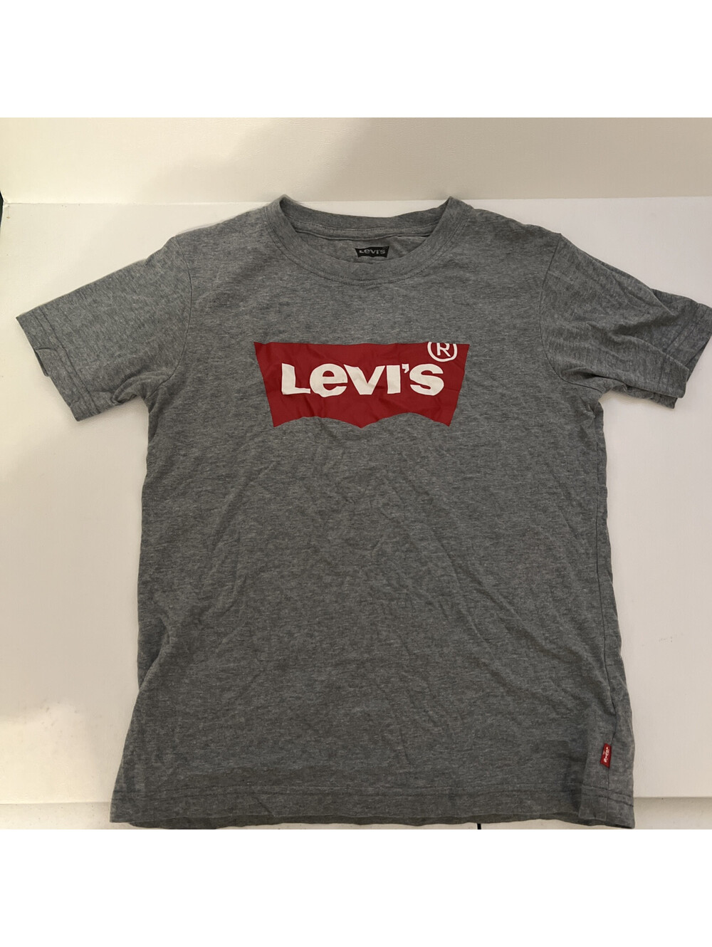 Levi’s Grey T-shirt
